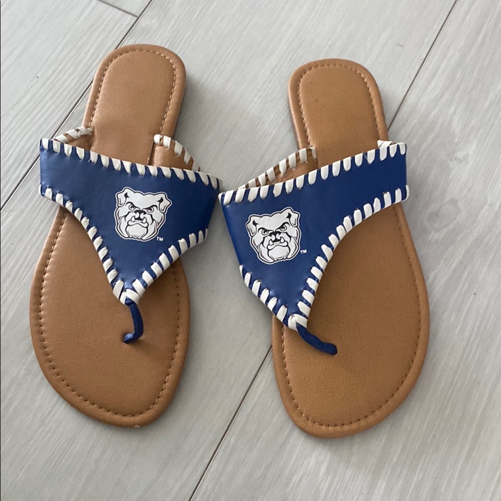 Georgia Bulldog Blue, White, & Tan Sandals Flip Flops Size 10